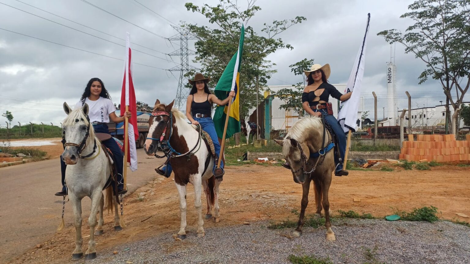 Cavalgada da Vila Cedere I: Tradição e Cultura em Movimento