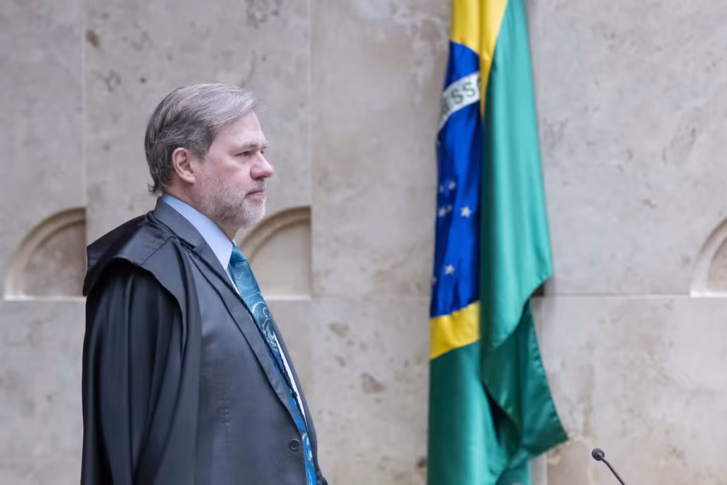 Diretor do BC Busca Esclarecimentos de Toffoli sobre Acareação no Caso Master