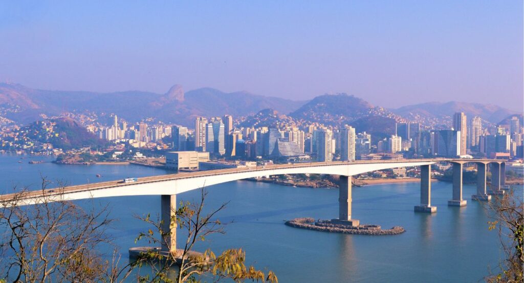 Réveillon 2026 em Vitória: Shows Gratuitos e Festa nas Orlas de Camburi e São Pedro