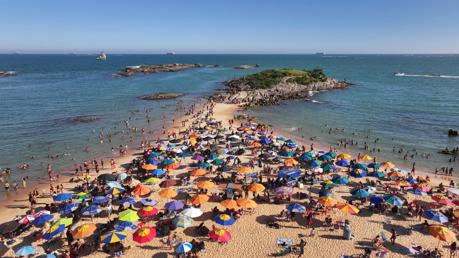 Verão Seguro: Praias da Grande Vitória Aprovadas para Banho