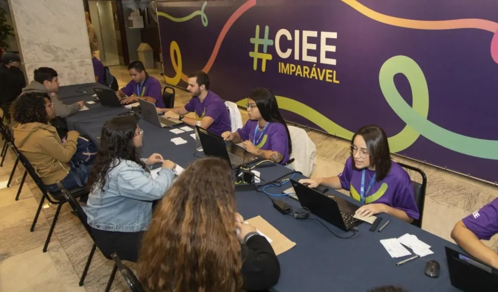 CIEE Abre 206 Vagas de Estágio no Espírito Santo e Promove Inclusão Profissional