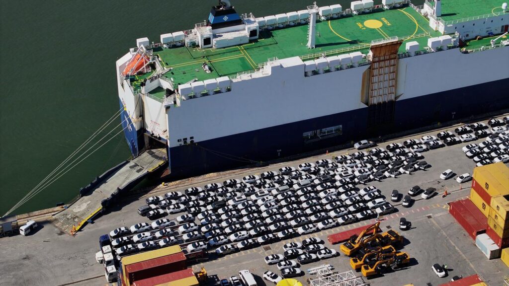 Exportações no Espírito Santo Disparam 36% em Dezembro de 2025