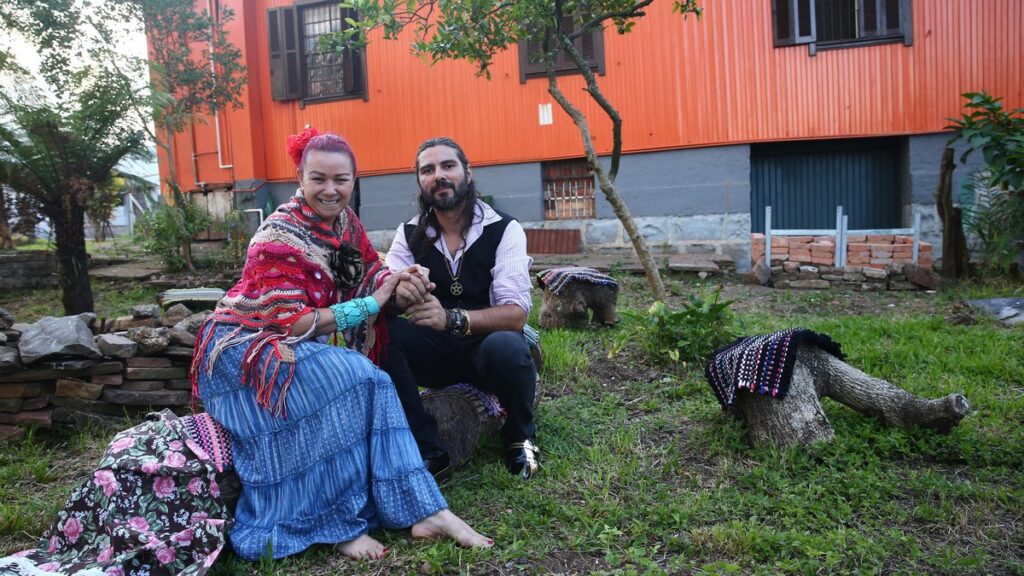 Festas e Identidade Cigana: Entenda a Cultura e Tradições do Povo Cigano em Farroupilha Festas e Identidade Cigana: Entenda a Cultura e Tradições do Povo Cigano em Farroupilha