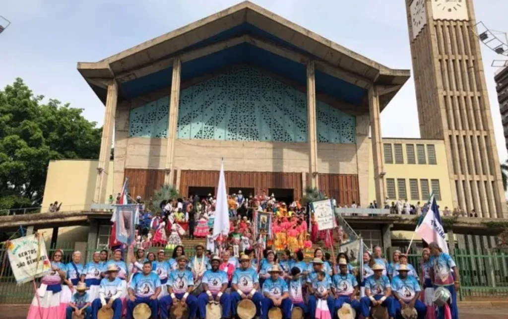 Festival Delírio Tropical: Verão Contagiante em Vila Velha com Mais de 80 Atrações Musicais