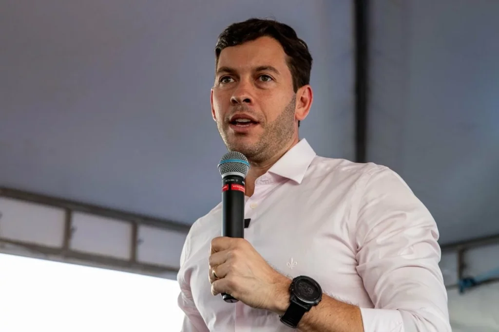 Orçamento de Vila Velha para 2026 ultrapassa R$ 2,4 bilhões e promete investimentos em áreas essenci