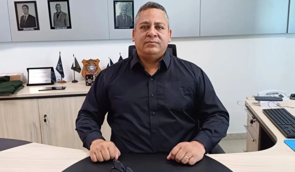 PSB se aproxima de Pacheco; Magno Malta visita Bolsonaro e vereador propõe troca de multa por doação