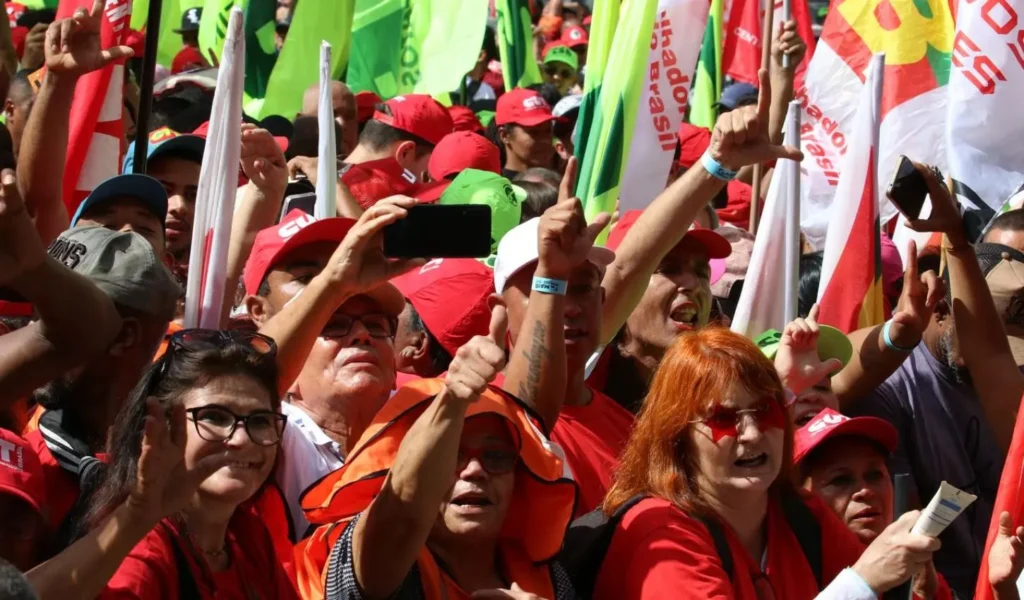 Sindicatos Comemoram 90 Anos da Lei do Salário Mínimo e Pleiteiam Reajustes Justos