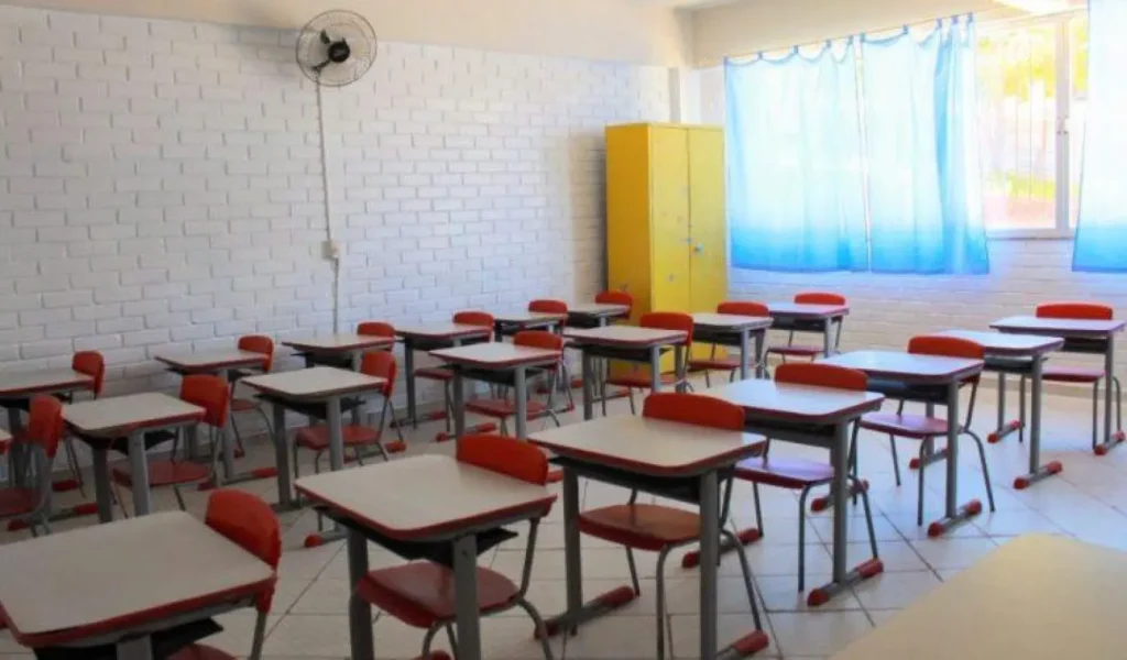 Volta às Aulas em Cachoeiro: Retorno ao Ensino Municipal Começa em 6 de Fevereiro Volta às Aulas em Cachoeiro: Retorno ao Ensino Municipal Começa em 6 de Fevereiro