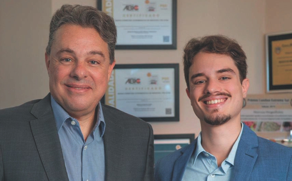 Voz do Café: A Coluna que Une Experiência e Inovação no Agronegócio Voz do Café: A Coluna que Une Experiência e Inovação no Agronegócio