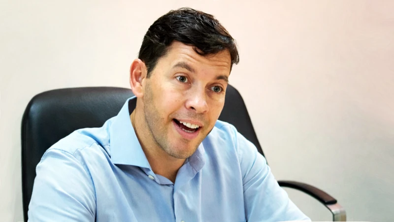 Arnaldinho Borgo e a Nova Dinâmica Política no Espírito Santo Arnaldinho Borgo e a Nova Dinâmica Política no Espírito Santo