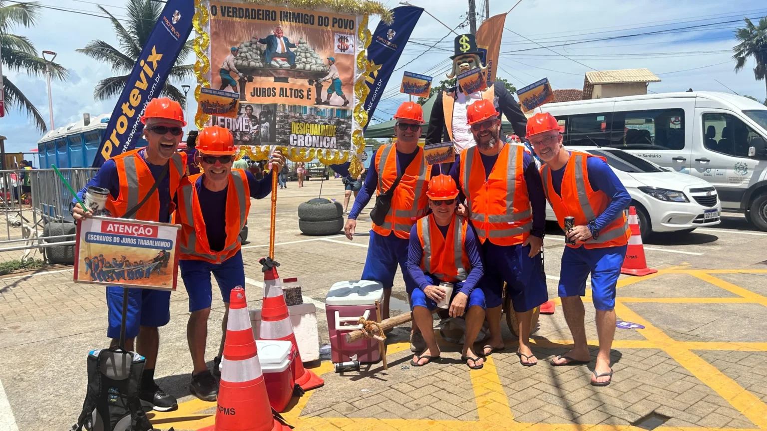 Carnaval em Grande Estilo: Blocos de Rua em Vitória e Região para Aproveitar Neste Sábado Imagem do artigo