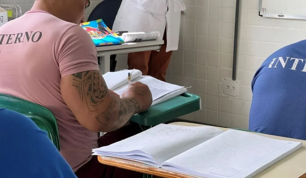 Educação no Sistema Prisional: 4 Mil Detentos Retornam às Aulas no ES