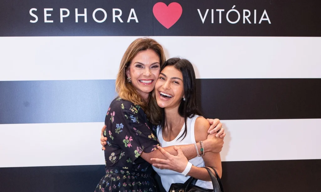 Inauguração da Primeira Loja Sephora no Espírito Santo Atraí Milhares de Fãs