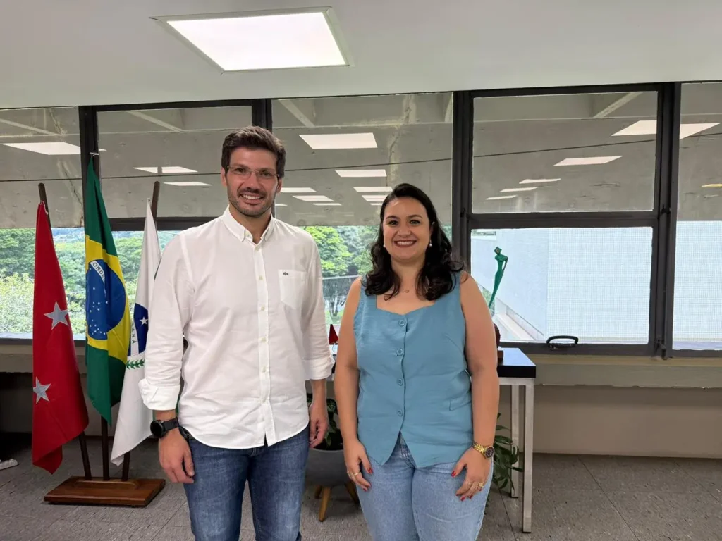 Lançamento do Projeto Pró-REDE: Apoio Especial aos Alunos Neurodivergentes Lançamento do Projeto Pró-REDE: Apoio Especial aos Alunos Neurodivergentes