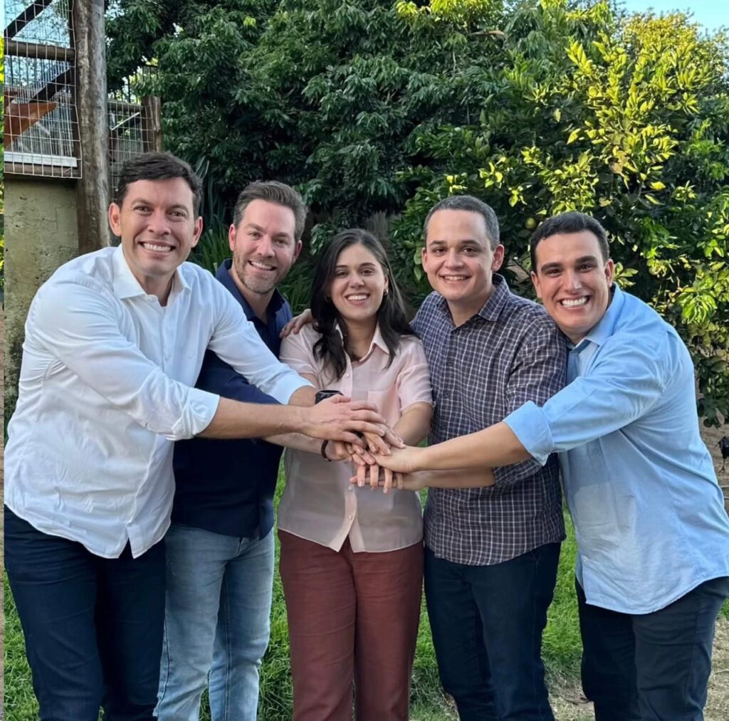 Pazolini e Arnaldinho Intensificam Diálogo Político com Renzo em Colatina Pazolini e Arnaldinho Intensificam Diálogo Político com Renzo em Colatina