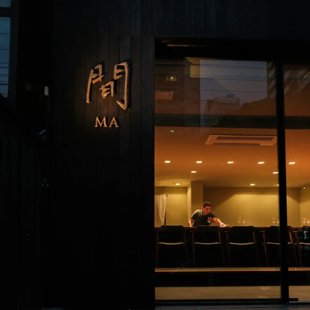 Quatro Novos Restauantes Japoneses São Inaugurados na Praia do Canto com Experiências Exclusivas