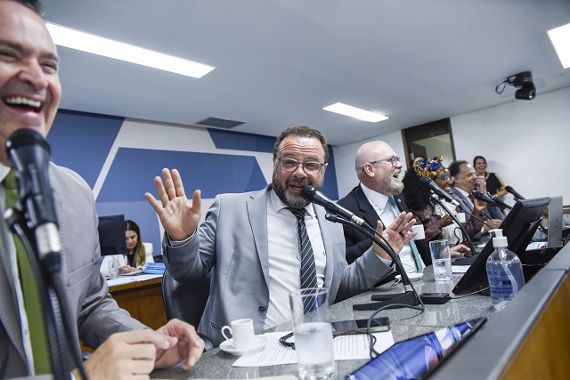 Santa Bárbara: Sede Proposta para o Polo do Teatro Religioso em Minas Gerais Santa Bárbara: Sede Proposta para o Polo do Teatro Religioso em Minas Gerais