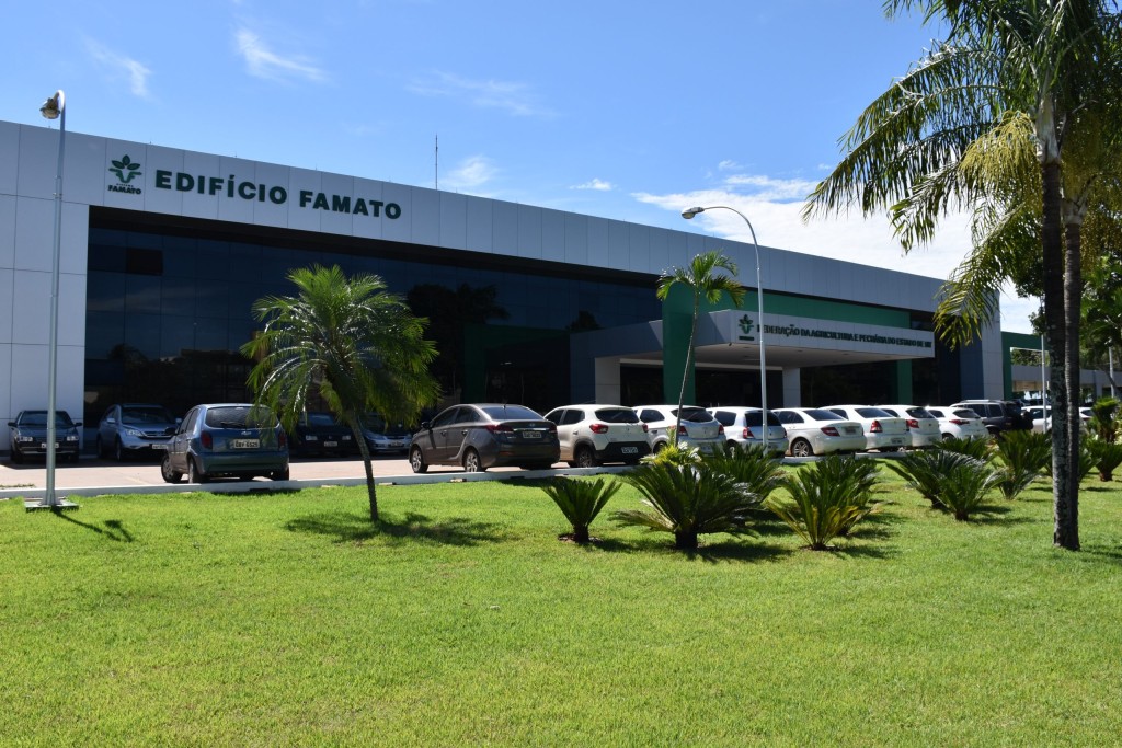 Simpósio Debate Segurança Jurídica nas Cadeias do Agronegócio em Cuiabá Simpósio Debate Segurança Jurídica nas Cadeias do Agronegócio em Cuiabá