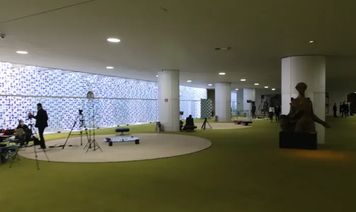 Sindicatos Repudiam Violência Contra Jornalista na Câmara dos Deputados Sindicatos Repudiam Violência Contra Jornalista na Câmara dos Deputados