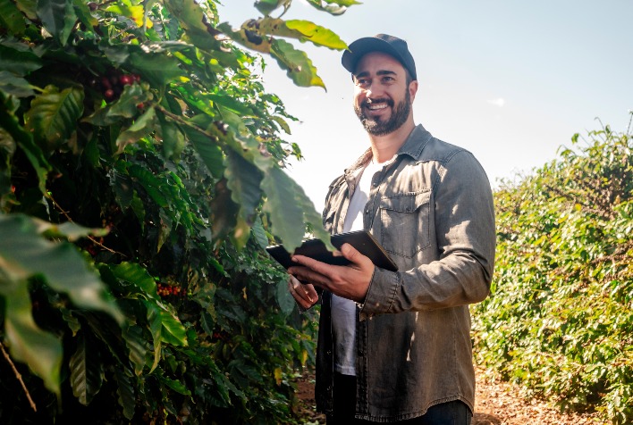 Agronegócio Brasileiro: Resiliência e Perspectivas de Safra Recorde em Tempos Difíceis Agronegócio Brasileiro: Resiliência e Perspectivas de Safra Recorde em Tempos Difíceis