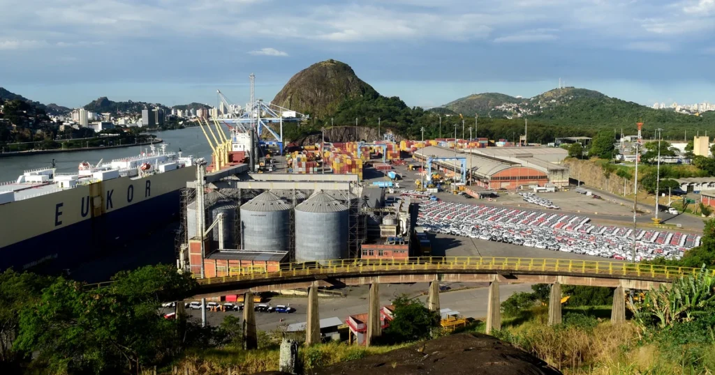 Alfandegamento do Porto de Vitória em Fase Final: Expectativa de Liberação em Breve
