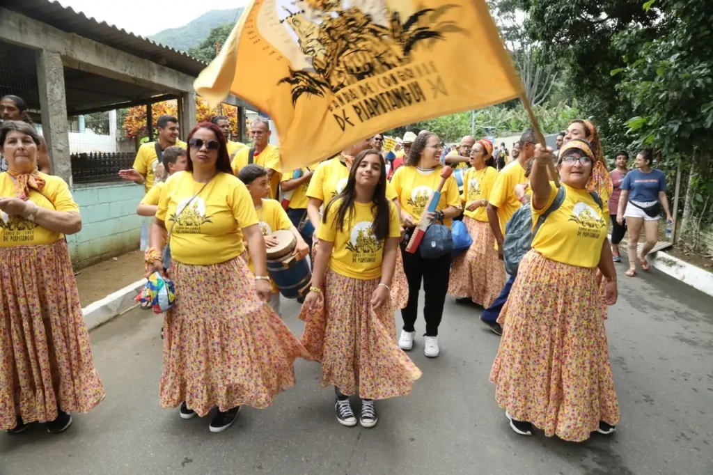 Carnaval de Congo de Máscaras em Cariacica: Cultura e Tradição em Festa