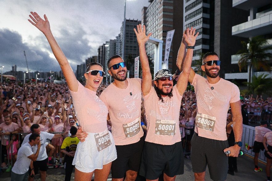 Corrida 100% Você Chega a Vitória com Bell Marques e Show na Praia de Camburi Corrida 100% Você Chega a Vitória com Bell Marques e Show na Praia de Camburi