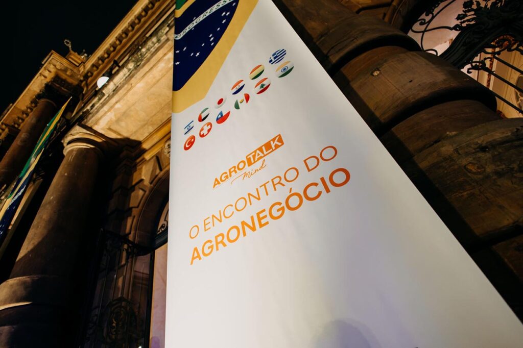 Debate no Theatro Municipal de São Paulo Redefine o Futuro do Agronegócio Brasileiro