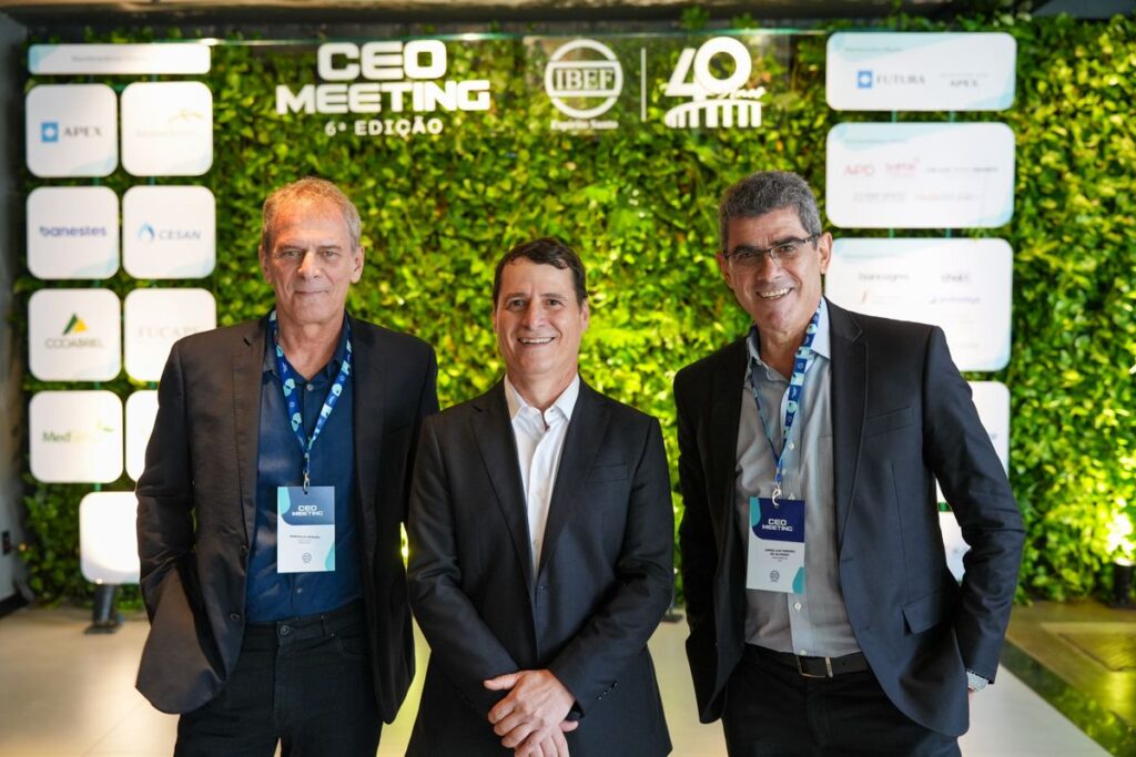 Debate sobre Produtividade e Competitividade da Economia Capixaba Agita CEO Meeting do IBEF-ES