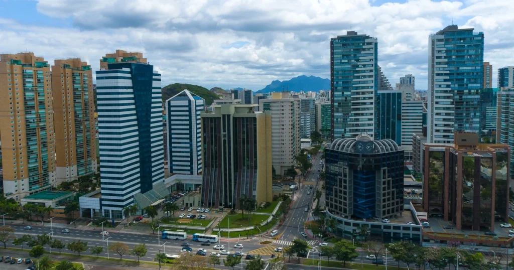 Desaceleração do Mercado Imobiliário em Vitória: O Que Está Acontecendo? Desaceleração do Mercado Imobiliário em Vitória: O Que Está Acontecendo?