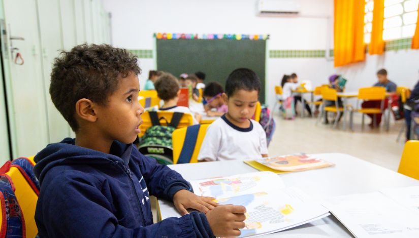 Encontro sobre Comemorações na Educação Infantil: Diálogos em Rede Promove Reflexão Coletiva Encontro sobre Comemorações na Educação Infantil: Diálogos em Rede Promove Reflexão Coletiva