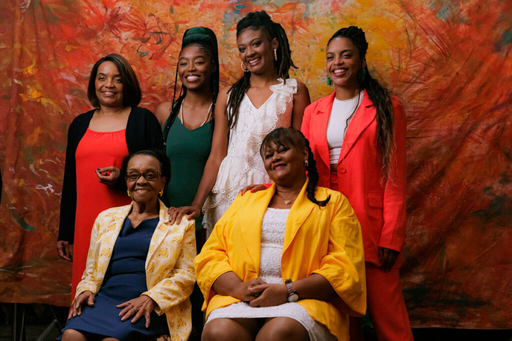 Filme 'Você Está no Caminho Certo' Celebra Carolina Maria de Jesus com Exibições em Todo o Brasil