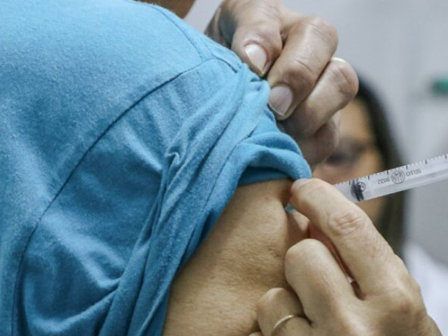 Governo de Sergipe Lança Dia D de Vacinação Contra Influenza: Mobilização nos 75 Municípios Governo de Sergipe Lança Dia D de Vacinação Contra Influenza: Mobilização nos 75 Municípios