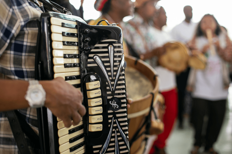 Lula e Ministra da Cultura Anunciam a Nova Política Nacional das Artes Lula e Ministra da Cultura Anunciam a Nova Política Nacional das Artes