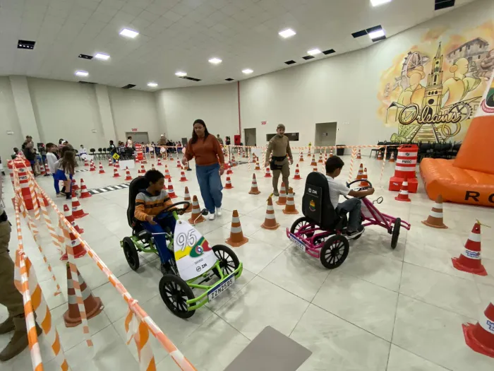 Pomerode Recebe Evento Estadual de Educação para o Trânsito: Uma Iniciativa pela Segurança Viária Pomerode Recebe Evento Estadual de Educação para o Trânsito: Uma Iniciativa pela Segurança Viária