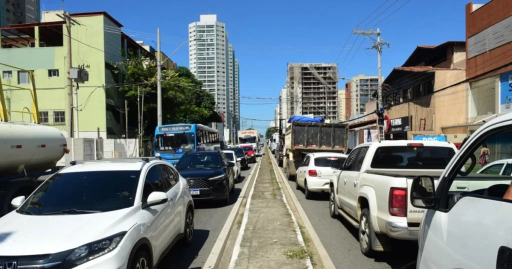 Proibição de Obras em Horários de Pico na Grande Vitória: Uma Solução Necessária?