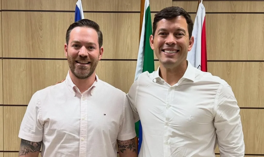 Renzo Vasconcelos: “Se Arnaldinho desejar, aceito sua filiação ao PSD imediatamente” Renzo Vasconcelos: "Se Arnaldinho desejar, aceito sua filiação ao PSD imediatamente"