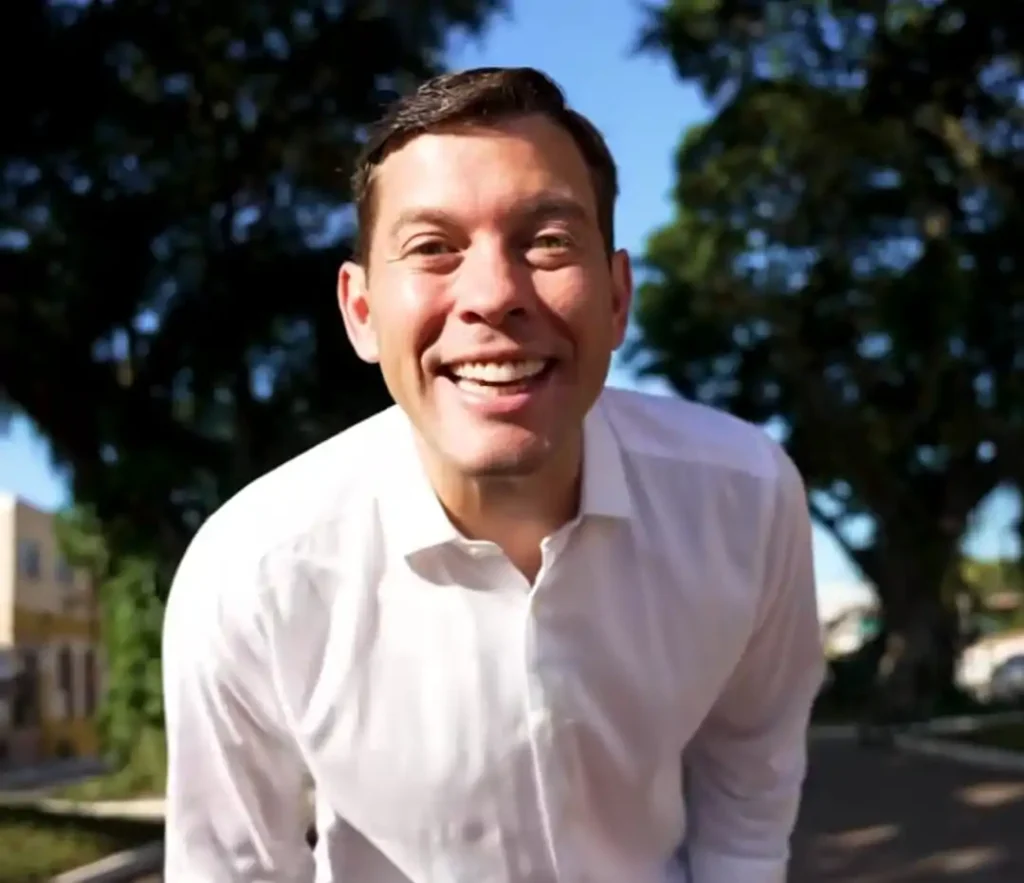 Secretário de Comunicação de Vila Velha Esclarece: Sem Anúncios Previsto