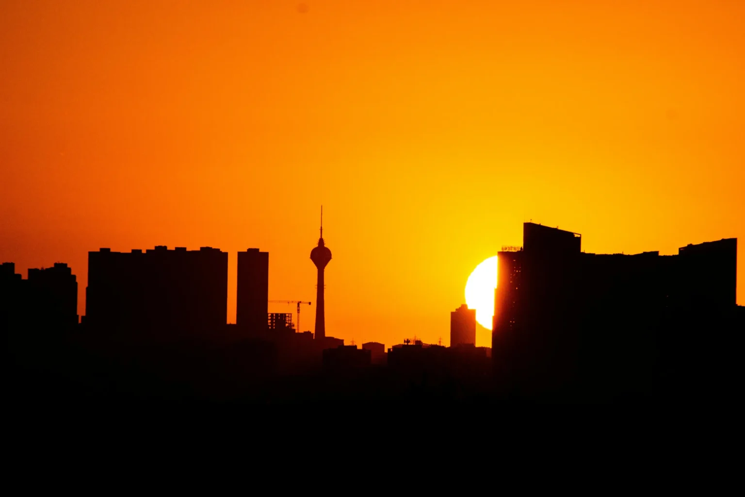 XPML11, SNEL11 e AAZQ11: Os Destaques do Bom Dia FIIs de 18 de Março