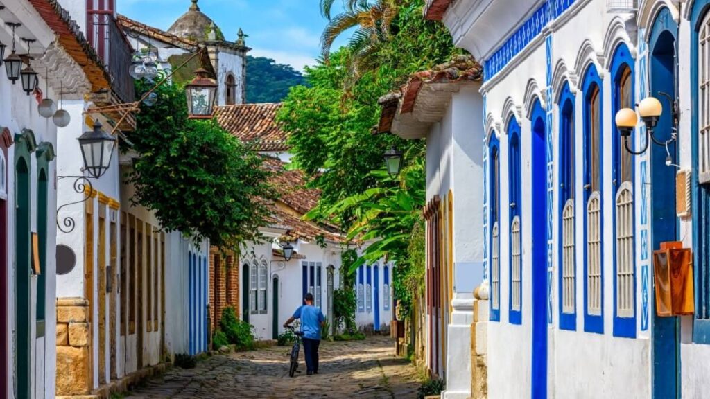 5 Curiosidades Históricas de Paraty que Vão Te Encantar 5 Curiosidades Históricas de Paraty que Vão Te Encantar
