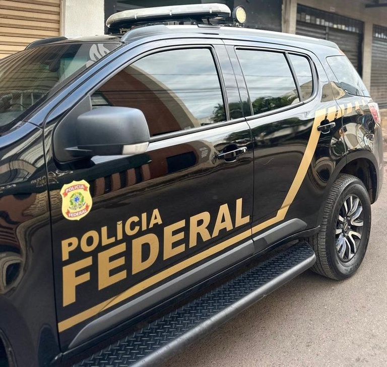 Ação da Polícia Federal Combate Desvios no Programa Farmácia Popular no Espírito Santo Ação da Polícia Federal Combate Desvios no Programa Farmácia Popular no Espírito Santo