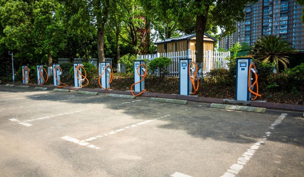 Ales Aprova Normas para Instalação de Carregadores de Carros Elétricos em Condomínios Ales Aprova Normas para Instalação de Carregadores de Carros Elétricos em Condomínios