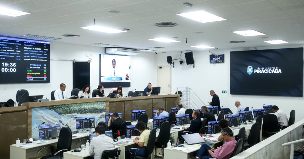 Câmara de Piracicaba Institui o “Dia do Agronegócio” no Calendário Oficial Câmara de Piracicaba Institui o "Dia do Agronegócio" no Calendário Oficial