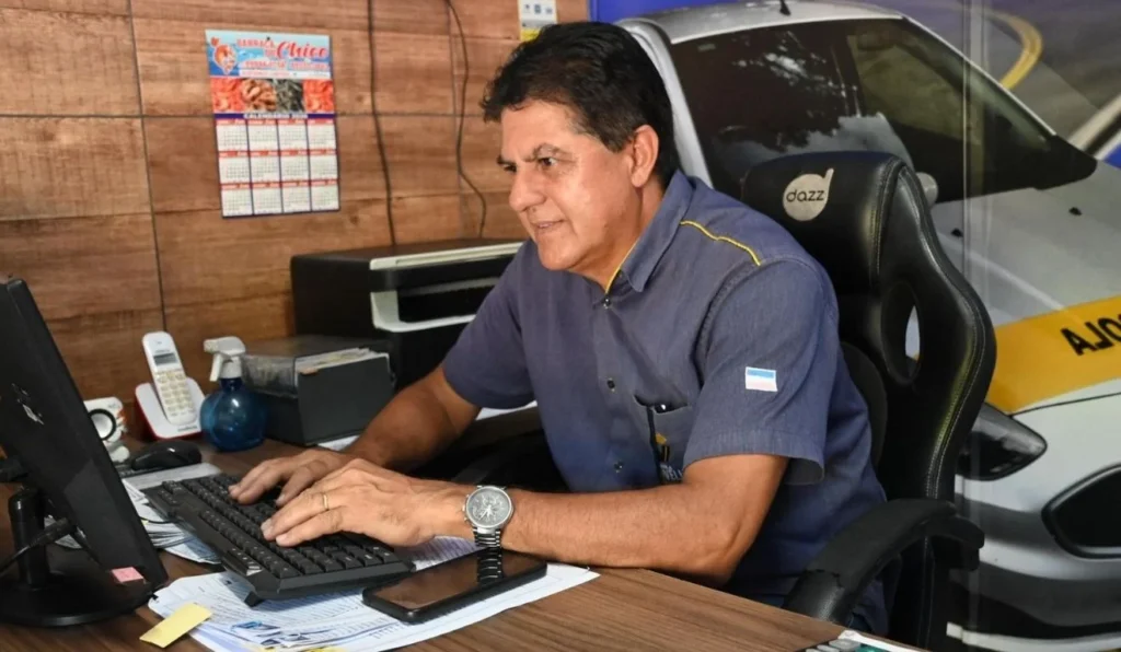 Crise Impacta Setor de Autoescolas e Preços de Pacotes Caem para R$ 300