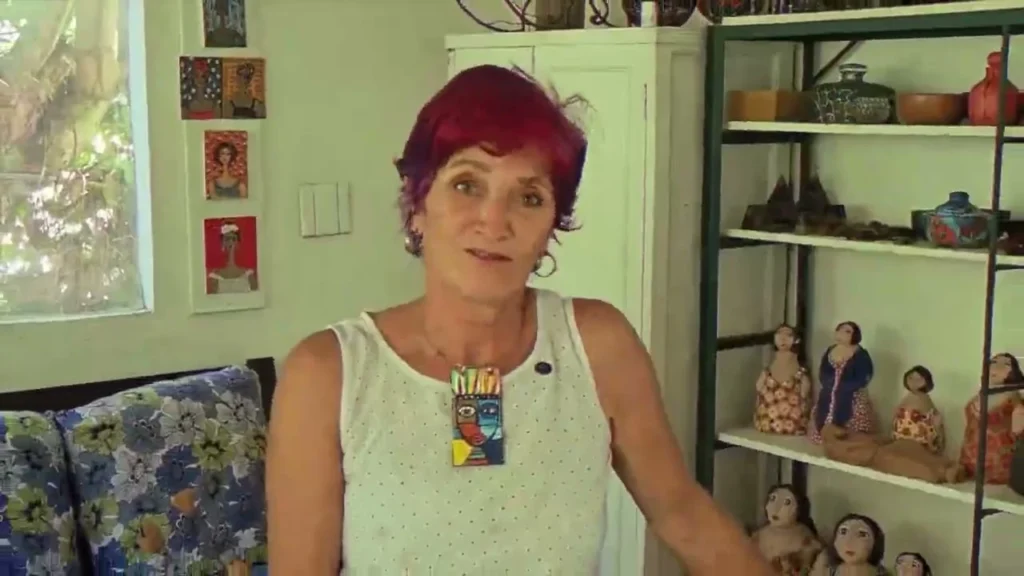 Descubra a Arte Ancestral de Layla Coutinho e Sua Importância Educativa