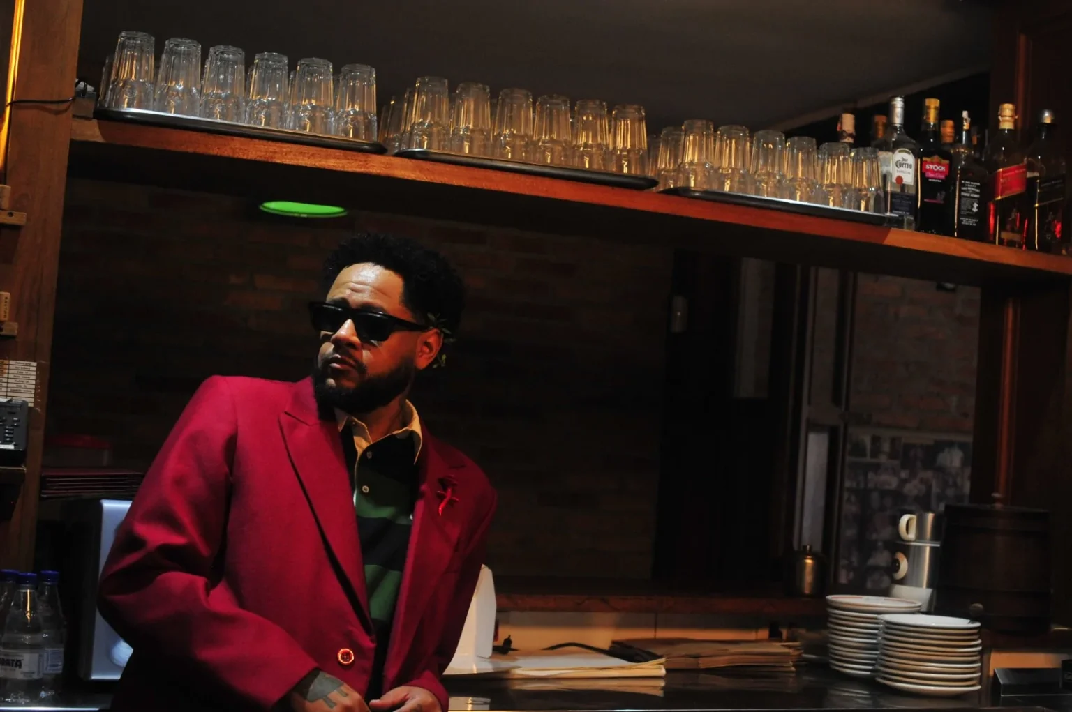 Emicida Brilha no Festival Movimento Cidade em Vila Velha – ES Emicida Brilha no Festival Movimento Cidade em Vila Velha - ES