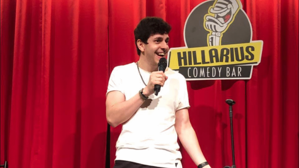 Humor e Diversão: Gustavo Pardal Brilha em Evento Gratuito pelo Dia das Mães no ES