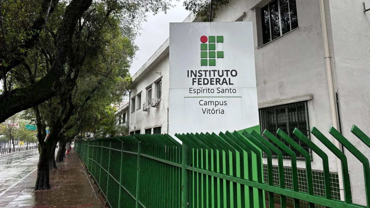 Ifes oferece mais de mil vagas em cursos técnicos gratuitos para 2024