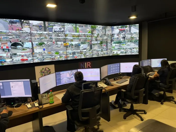 Tecnologia em Ação: Totem na Praça Costa Pereira Leva à Prisão de Foragido em Vitória Tecnologia em Ação: Totem na Praça Costa Pereira Leva à Prisão de Foragido em Vitória