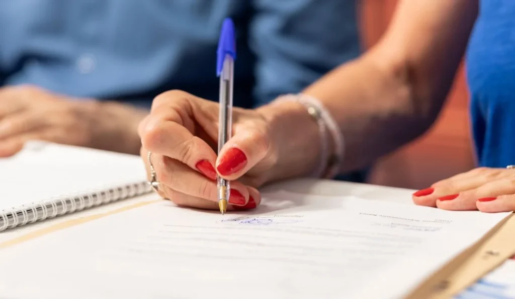 Vila Velha Abre Inscrições para Seleção na Educação até Quarta-Feira